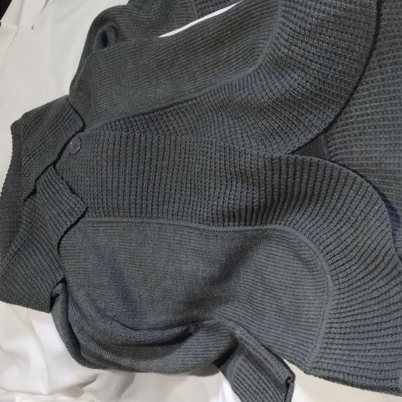 Dark grey sweater - Picture 1 of 10
